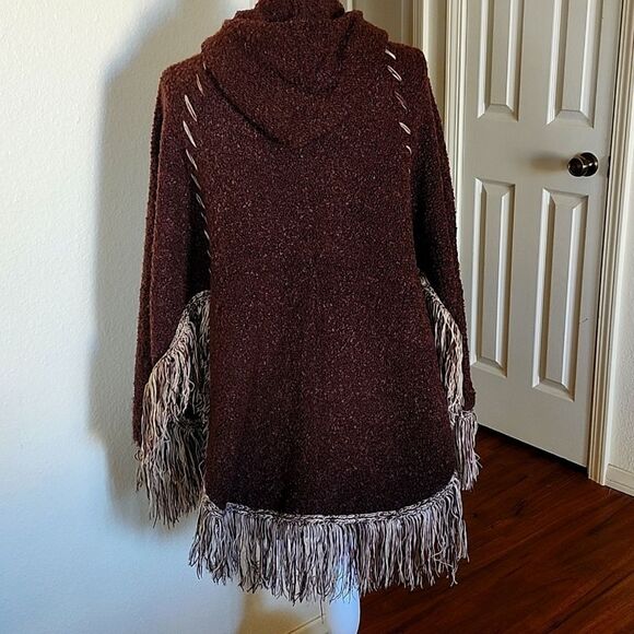 Scully Sweater/ Poncho - Picture 3 of 9
